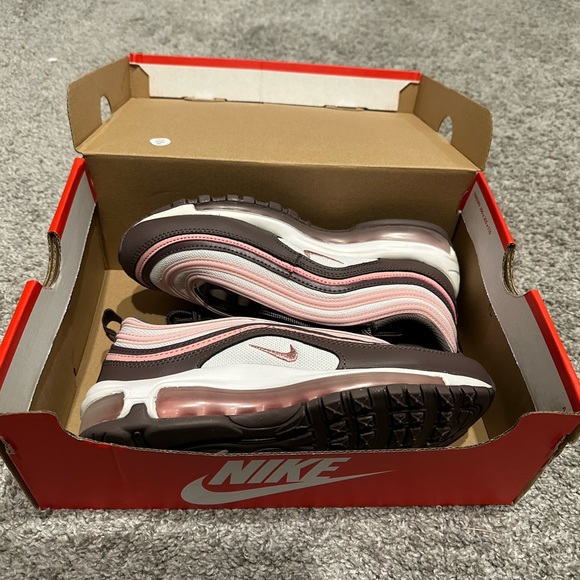 Nike Air Max 97 - 5Y - Picture 2 of 2